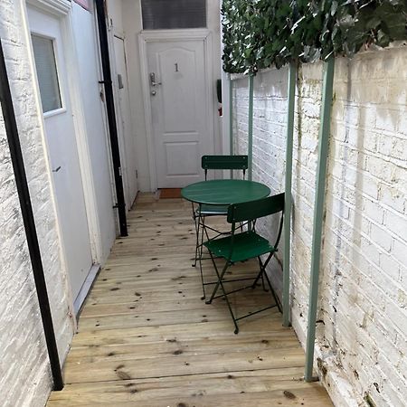 Apartamento Acton High Street Londres Exterior foto