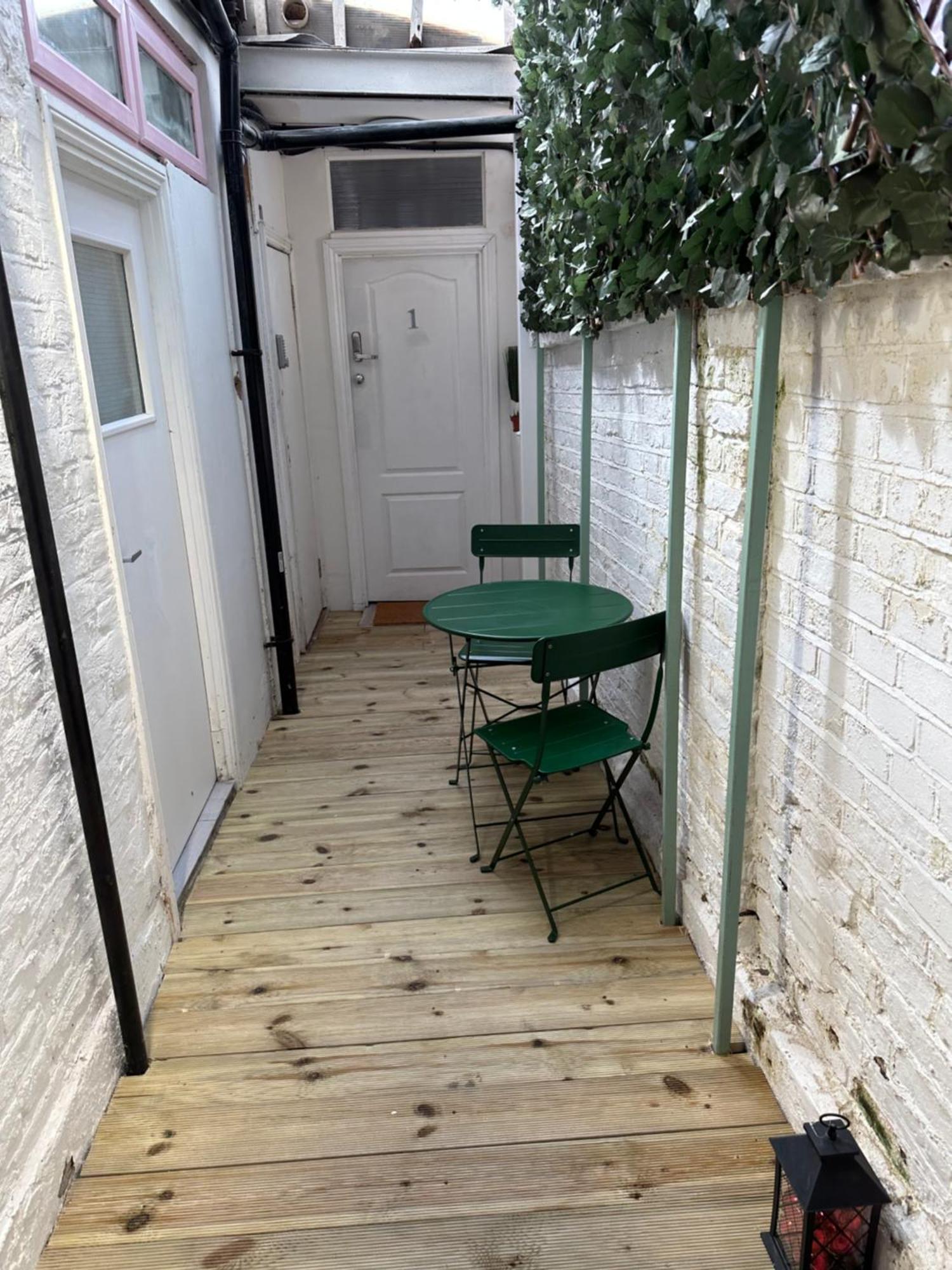 Apartamento Acton High Street Londres Exterior foto
