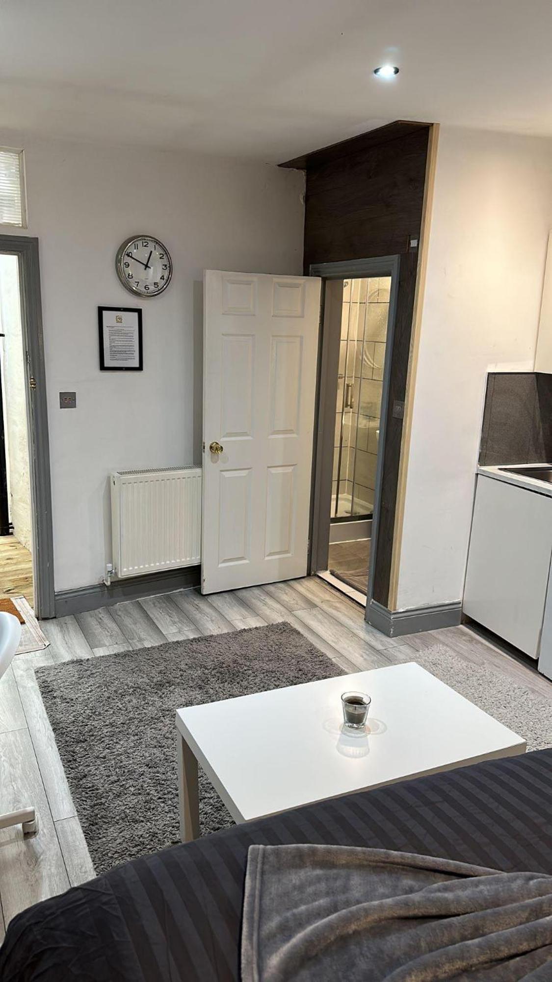Apartamento Acton High Street Londres Exterior foto