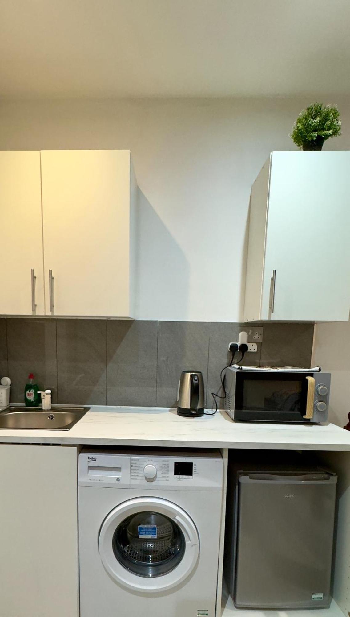 Apartamento Acton High Street Londres Exterior foto