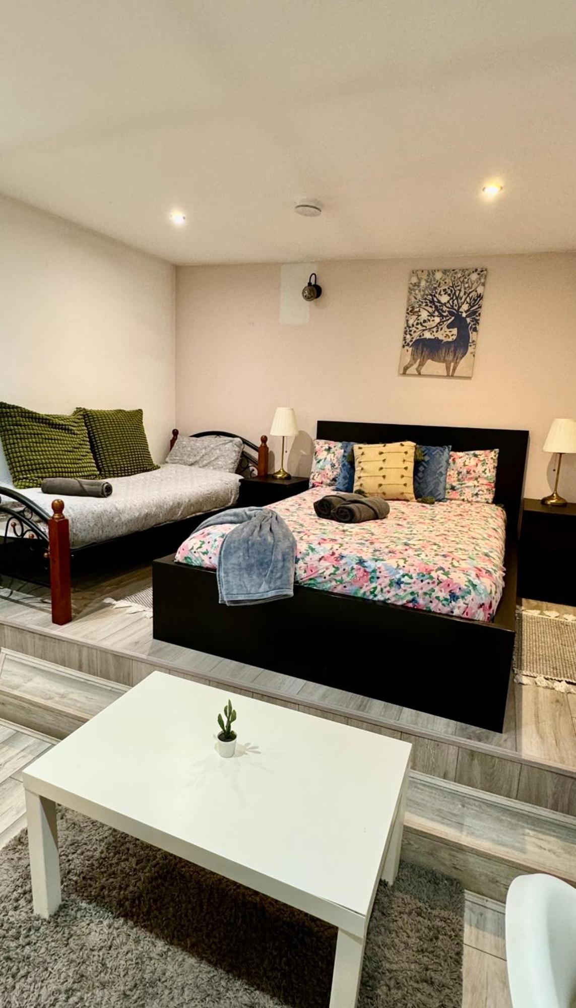 Apartamento Acton High Street Londres Exterior foto